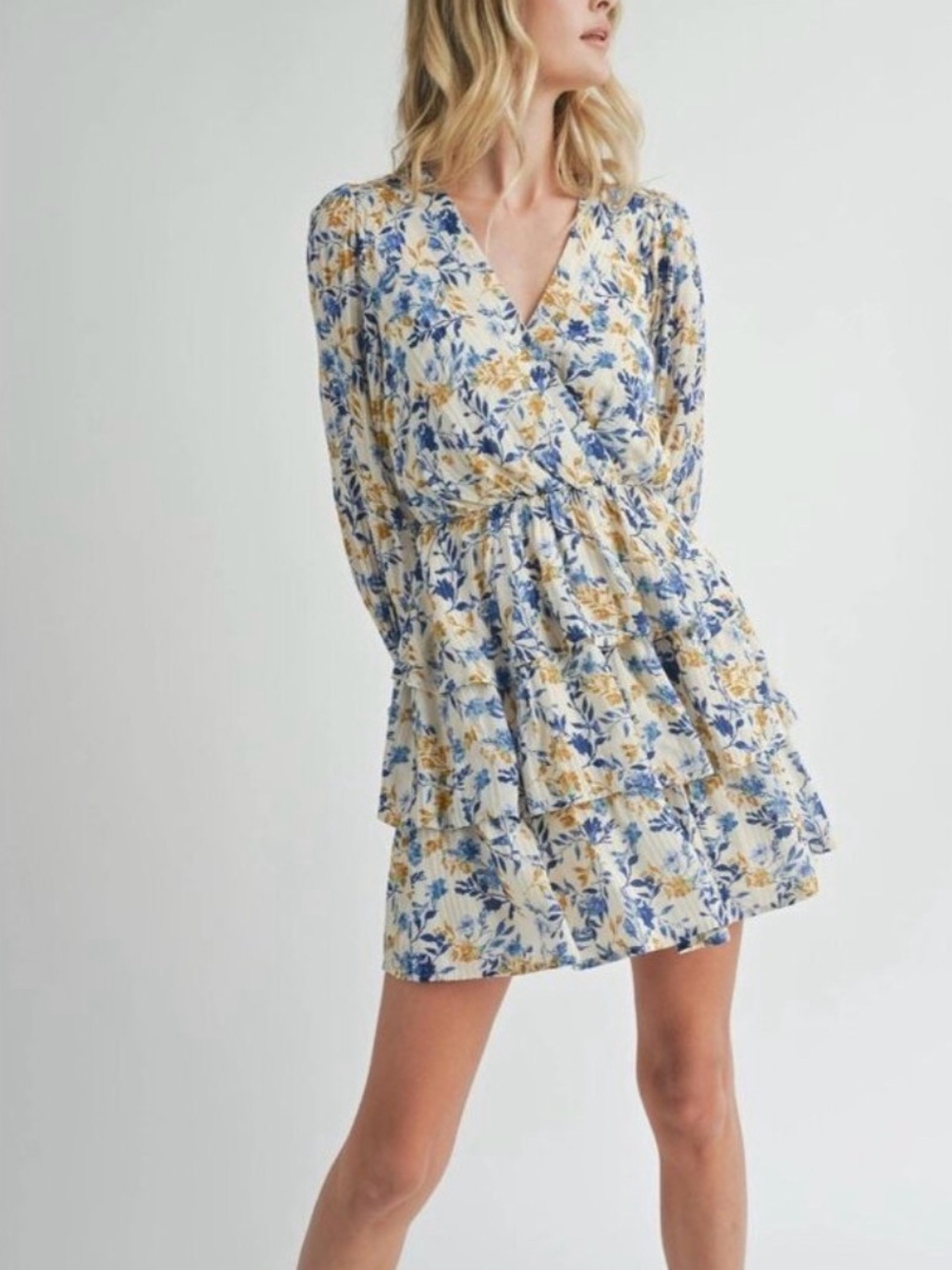 🌼Sadie & Sage Heirlooms Surplice Layered Mini Dress Floral Ruffle Tiered Size S